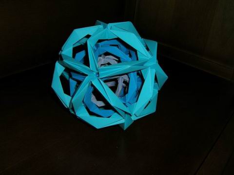 Icosaedros en azul