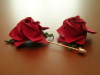 Broches con rosa